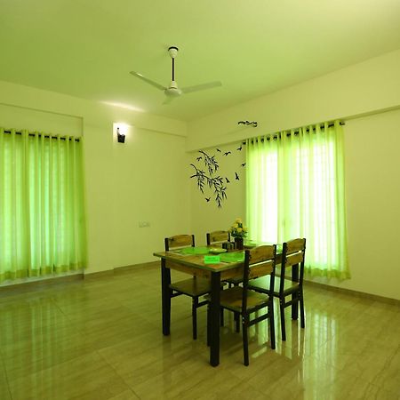 Green Tree Apartment South Boag Road Chennai Bagian luar foto