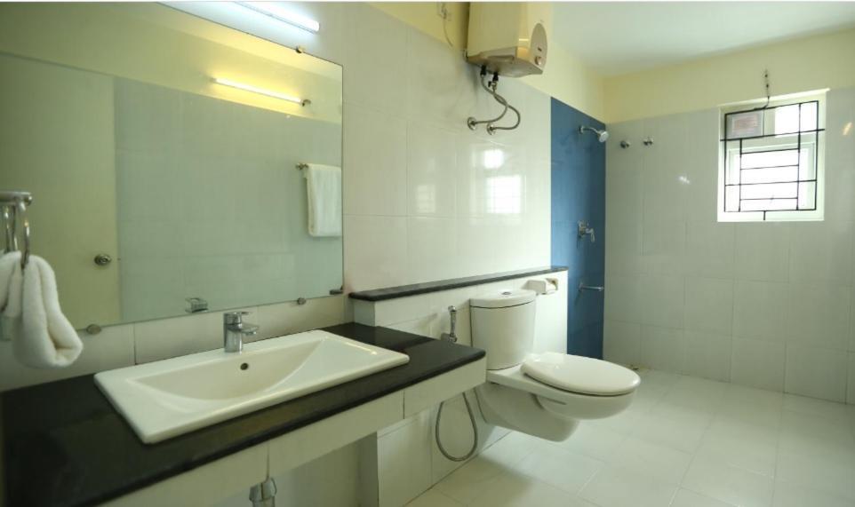 Green Tree Apartment South Boag Road Chennai Bagian luar foto