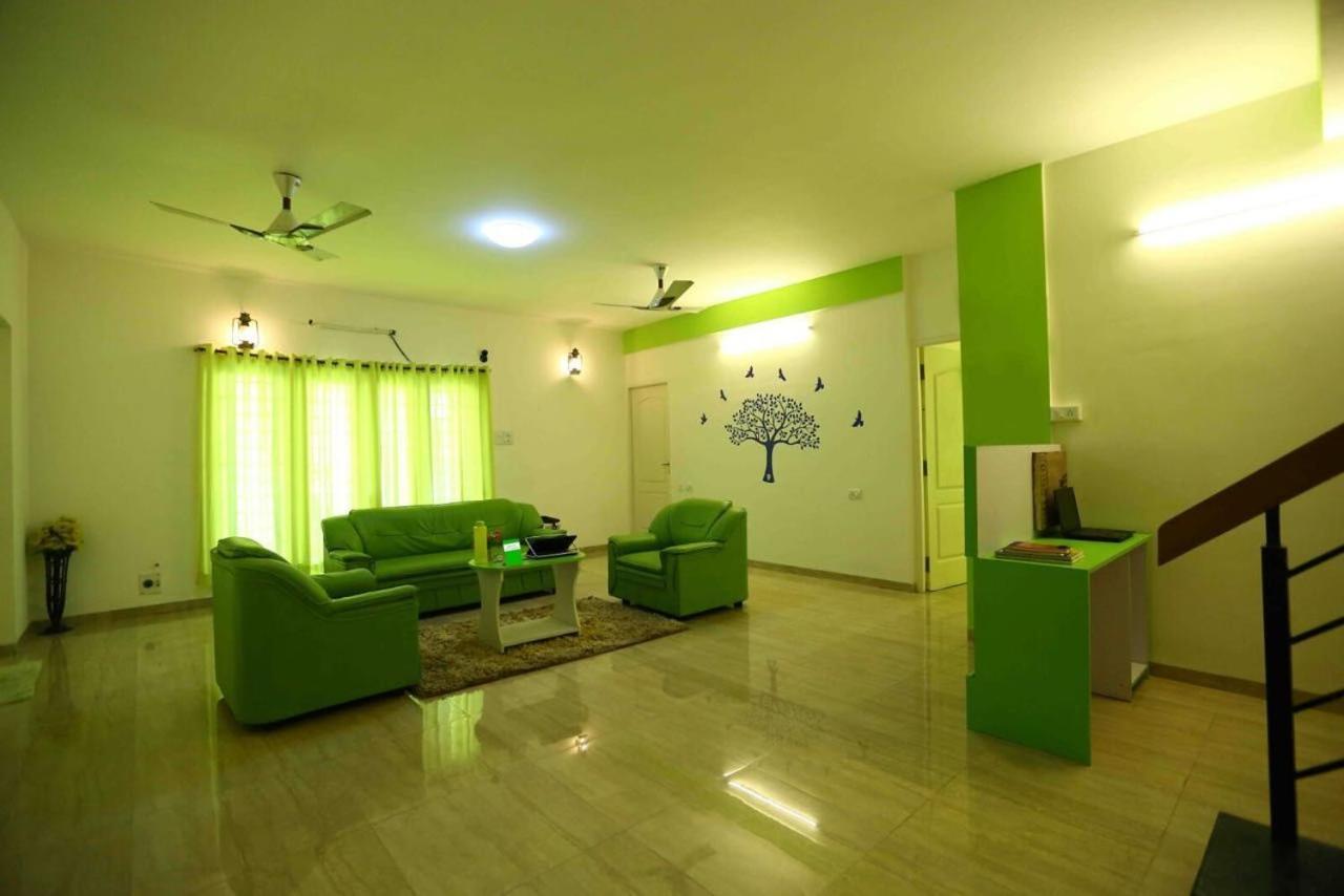 Green Tree Apartment South Boag Road Chennai Bagian luar foto